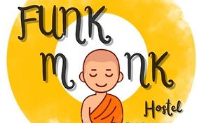 Funk Monk Villa Hostel Pondicherry